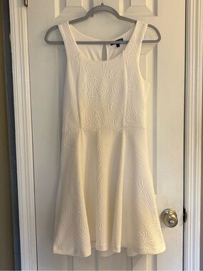 Y2K Express White Textured Flare Mini Dress Size Small.
